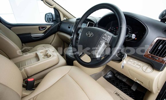 Buy Used Hyundai Grand Starex White Car in Bangkok in Bangkok Buy Used Hyundai Grand Starex White Car in Bangkok in Bangkok