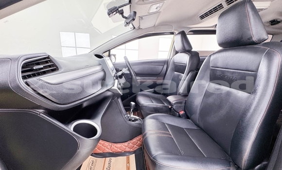 Buy Used Toyota Sienta Red Car in Nonthaburi in Nonthaburi Buy Used Toyota Sienta Red Car in Nonthaburi in Nonthaburi