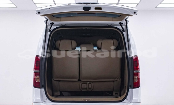 ซื้อ รถมือสอง Hyundai Starex ขาว รถยนต์ ใน %{เมือง} ใน นนทบุรี ซื้อ รถมือสอง Hyundai Starex ขาว รถยนต์ ใน %{เมือง} ใน นนทบุรี