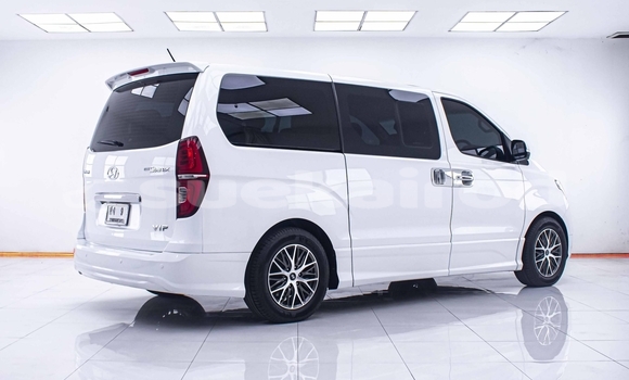 ซื้อ รถมือสอง Hyundai Starex ขาว รถยนต์ ใน %{เมือง} ใน นนทบุรี ซื้อ รถมือสอง Hyundai Starex ขาว รถยนต์ ใน %{เมือง} ใน นนทบุรี