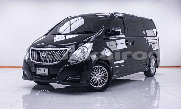 Buy Used Hyundai H1 Black Car in Nonthaburi in Nonthaburi