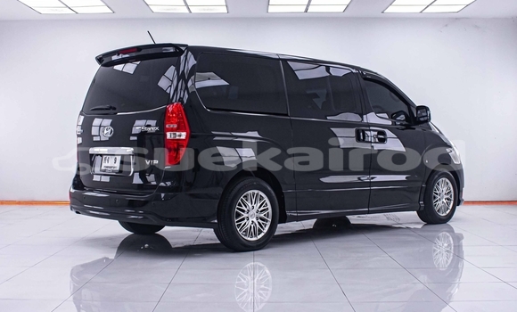 ซื้อ รถมือสอง Hyundai H1 สีดำ รถยนต์ ใน %{เมือง} ใน นนทบุรี ซื้อ รถมือสอง Hyundai H1 สีดำ รถยนต์ ใน %{เมือง} ใน นนทบุรี