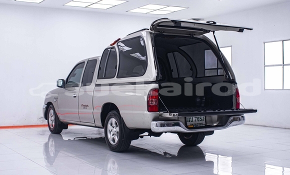 Buy Used Mazda BT-50 Brown Car in Nonthaburi in Nonthaburi Buy Used Mazda BT-50 Brown Car in Nonthaburi in Nonthaburi