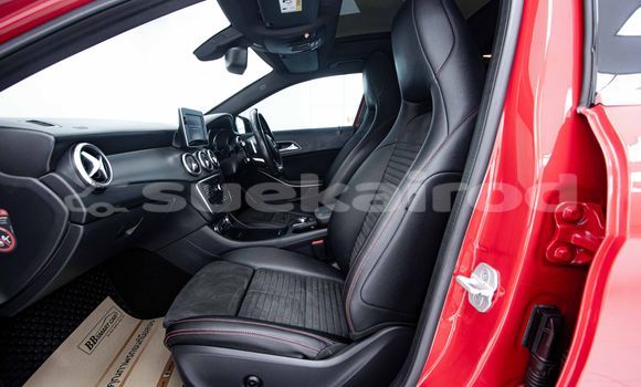 Buy Used Mercedes-Benz GLA-klasse Red Car in Bangkok in Bangkok Buy Used Mercedes-Benz GLA-klasse Red Car in Bangkok in Bangkok