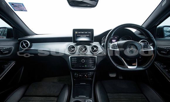 Buy Used Mercedes-Benz GLA-klasse Red Car in Bangkok in Bangkok Buy Used Mercedes-Benz GLA-klasse Red Car in Bangkok in Bangkok