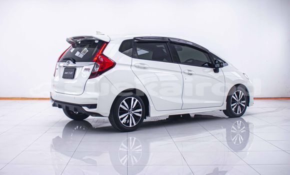 Buy Used Honda Jazz White Car in Bangkok in Bangkok Buy Used Honda Jazz White Car in Bangkok in Bangkok