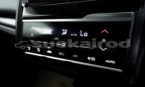 Buy Used Honda Jazz White Car in Bangkok in Bangkok Buy Used Honda Jazz White Car in Bangkok in Bangkok