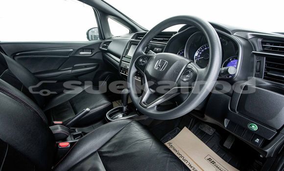 Buy Used Honda Jazz White Car in Bangkok in Bangkok Buy Used Honda Jazz White Car in Bangkok in Bangkok