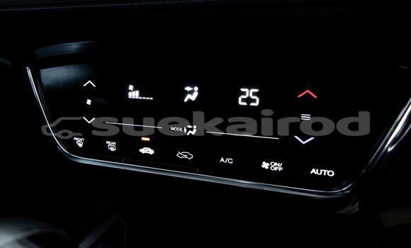 Buy Used Honda HR-V White Car in Bangkok in Bangkok Buy Used Honda HR-V White Car in Bangkok in Bangkok