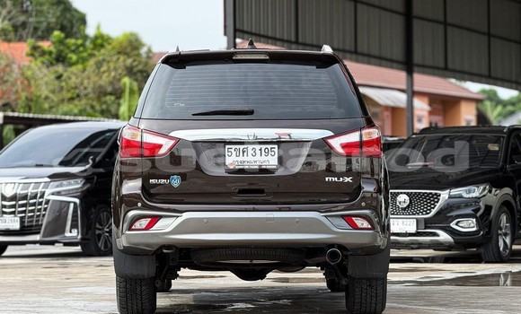 Buy Used Isuzu MU-X Brown Car in Nonthaburi in Nonthaburi Buy Used Isuzu MU-X Brown Car in Nonthaburi in Nonthaburi