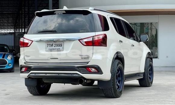 Buy Used Isuzu MU-X White Car in Nonthaburi in Nonthaburi Buy Used Isuzu MU-X White Car in Nonthaburi in Nonthaburi