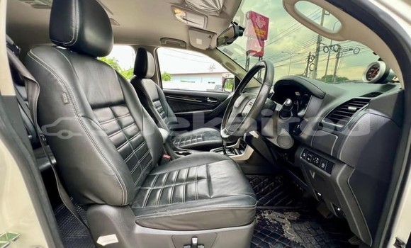 Buy Used Isuzu MU-X White Car in Nonthaburi in Nonthaburi Buy Used Isuzu MU-X White Car in Nonthaburi in Nonthaburi