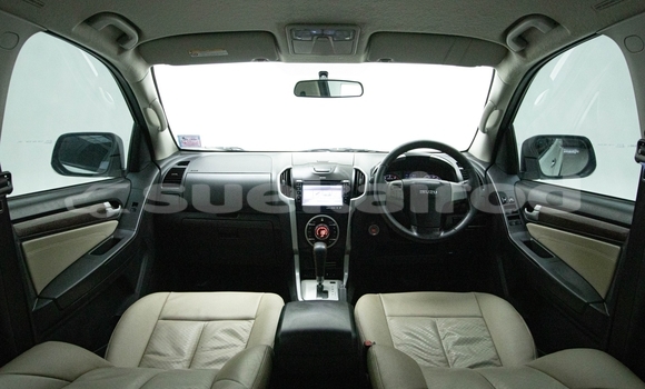Buy Used Isuzu MU-X White Car in Nonthaburi in Nonthaburi Buy Used Isuzu MU-X White Car in Nonthaburi in Nonthaburi