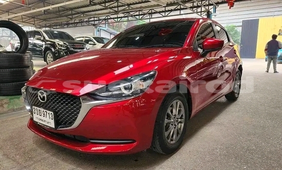 Buy Used Mazda 2 Red Car in Chai Nat in Chai Nat