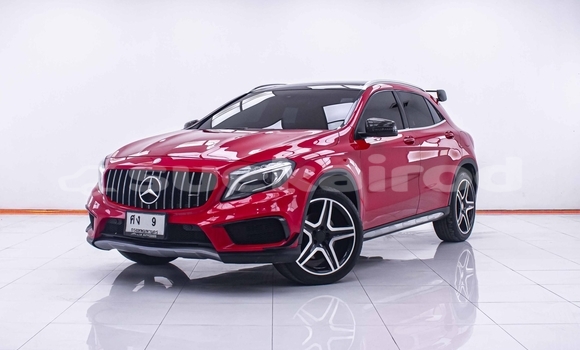 Buy Used Mercedes‒Benz GLK–Class Red Car in Nonthaburi in Nonthaburi