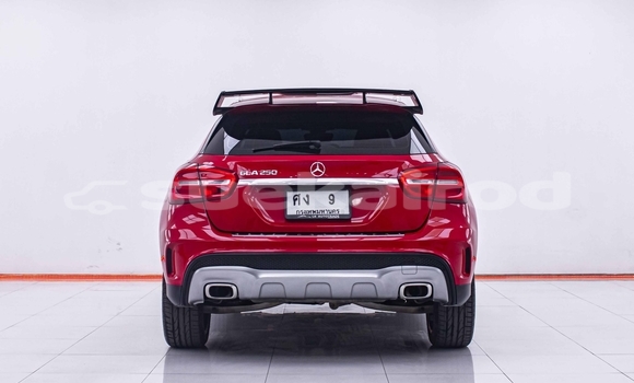 ซื้อ รถมือสอง Mercedes‒Benz GLK–Class สีแดง รถยนต์ ใน %{เมือง} ใน นนทบุรี ซื้อ รถมือสอง Mercedes‒Benz GLK–Class สีแดง รถยนต์ ใน %{เมือง} ใน นนทบุรี