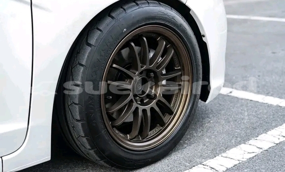 ซื้อ รถมือสอง Honda Jazz ขาว รถยนต์ ใน %{เมือง} ใน จันทบุรี