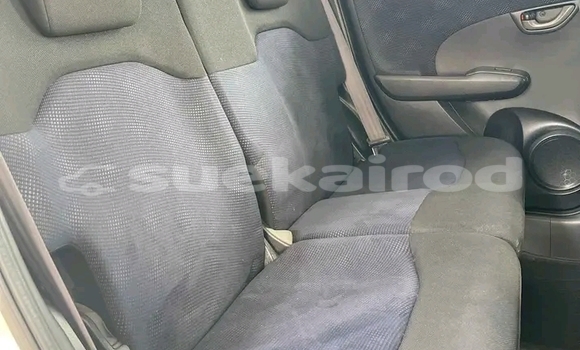 Buy Used Honda Jazz White Car in Chai Nat in Chai Nat
