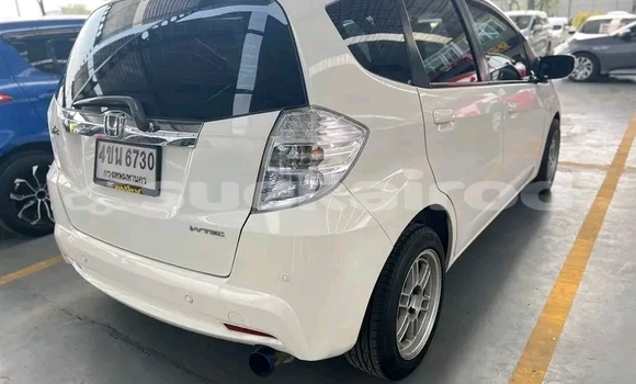 ซื้อ รถมือสอง Honda Jazz ขาว รถยนต์ ใน %{เมือง} ใน ชัยนาท ซื้อ รถมือสอง Honda Jazz ขาว รถยนต์ ใน %{เมือง} ใน ชัยนาท