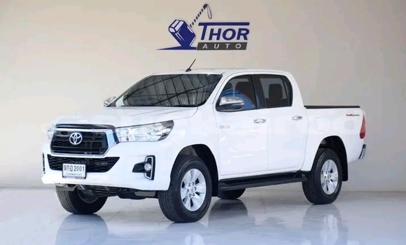 ซื้อ รถมือสอง Toyota Hiluxe Revo ขาว รถยนต์ ใน %{เมือง} ใน พะเยา ซื้อ รถมือสอง Toyota Hiluxe Revo ขาว รถยนต์ ใน %{เมือง} ใน พะเยา