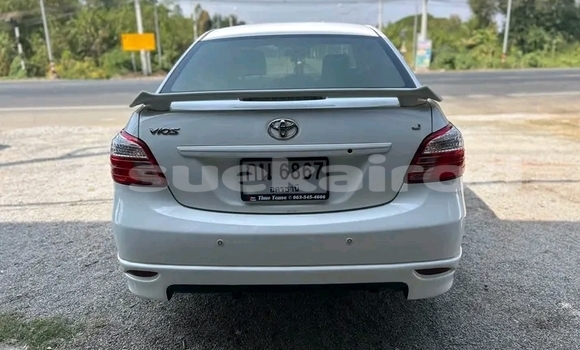 Buy Used Toyota Vios White Car in Chachoengsao in Chachoengsao
