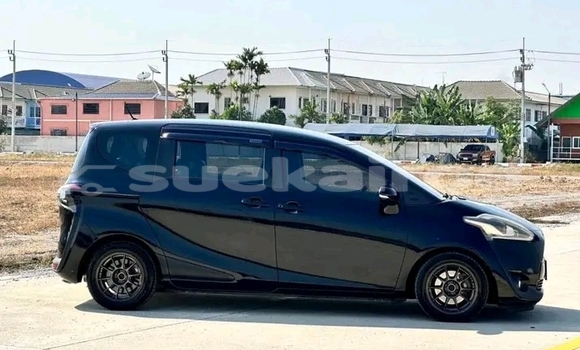 ซื้อ รถมือสอง Toyota Sienta สีดำ รถยนต์ ใน %{เมือง} ใน ชัยนาท ซื้อ รถมือสอง Toyota Sienta สีดำ รถยนต์ ใน %{เมือง} ใน ชัยนาท