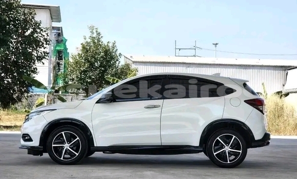 ซื้อ รถมือสอง Honda HR-V ขาว รถยนต์ ใน %{เมือง} ใน จันทบุรี ซื้อ รถมือสอง Honda HR-V ขาว รถยนต์ ใน %{เมือง} ใน จันทบุรี