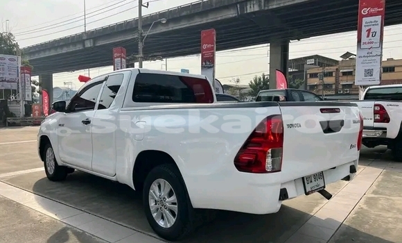 ซื้อ รถมือสอง Toyota Hilux Surf ขาว รถยนต์ ใน %{เมือง} ใน ชุมพร ซื้อ รถมือสอง Toyota Hilux Surf ขาว รถยนต์ ใน %{เมือง} ใน ชุมพร