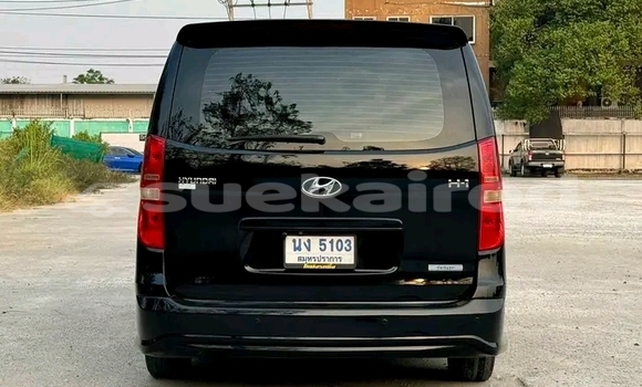 ซื้อ รถมือสอง Hyundai H1 สีดำ รถยนต์ ใน %{เมือง} ใน จันทบุรี