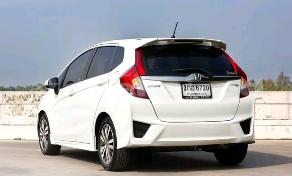 ซื้อ รถมือสอง Honda Jazz ขาว รถยนต์ ใน %{เมือง} ใน อ่างทอง ซื้อ รถมือสอง Honda Jazz ขาว รถยนต์ ใน %{เมือง} ใน อ่างทอง