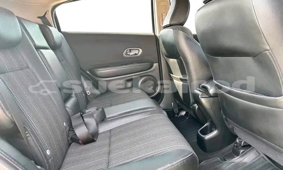 ซื้อ รถมือสอง Honda HR-V สีดำ รถยนต์ ใน %{เมือง} ใน กรุงเทพมหานคร ซื้อ รถมือสอง Honda HR-V สีดำ รถยนต์ ใน %{เมือง} ใน กรุงเทพมหานคร