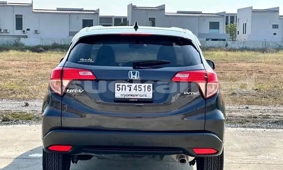 ซื้อ รถมือสอง Honda HR-V สีดำ รถยนต์ ใน %{เมือง} ใน กรุงเทพมหานคร ซื้อ รถมือสอง Honda HR-V สีดำ รถยนต์ ใน %{เมือง} ใน กรุงเทพมหานคร