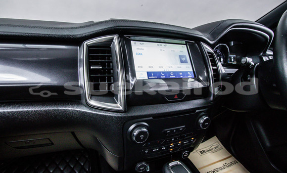 ซื้อ รถมือสอง Ford Everest สีดำ รถยนต์ ใน %{เมือง} ใน กรุงเทพมหานคร ซื้อ รถมือสอง Ford Everest สีดำ รถยนต์ ใน %{เมือง} ใน กรุงเทพมหานคร