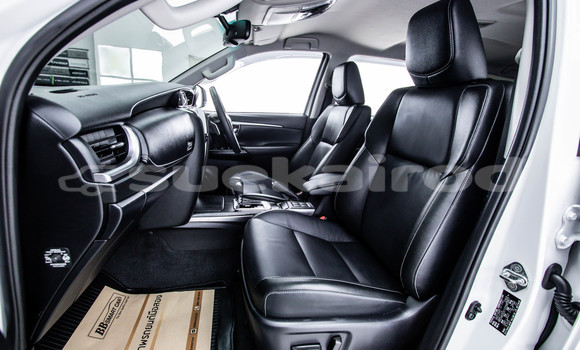 ซื้อ รถมือสอง Toyota Fortuner ขาว รถยนต์ ใน %{เมือง} ใน กรุงเทพมหานคร ซื้อ รถมือสอง Toyota Fortuner ขาว รถยนต์ ใน %{เมือง} ใน กรุงเทพมหานคร