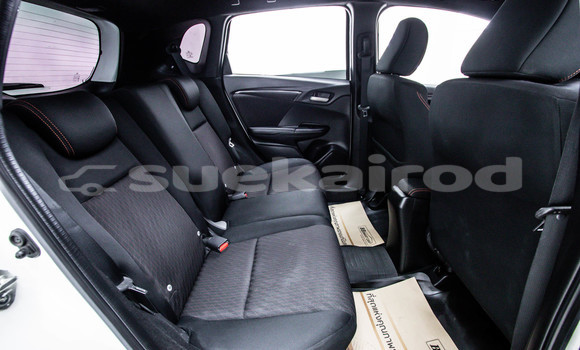 Buy Used Honda Jazz White Car in Bangkok in Bangkok Buy Used Honda Jazz White Car in Bangkok in Bangkok