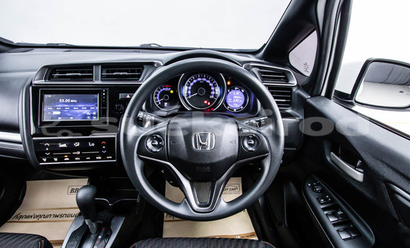 Buy Used Honda Jazz White Car in Bangkok in Bangkok Buy Used Honda Jazz White Car in Bangkok in Bangkok