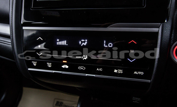 Buy Used Honda Jazz White Car in Bangkok in Bangkok Buy Used Honda Jazz White Car in Bangkok in Bangkok