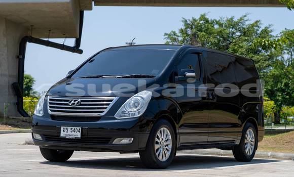 Buy Used Hyundai Grand Starex Black Car in Nonthaburi in Nonthaburi
