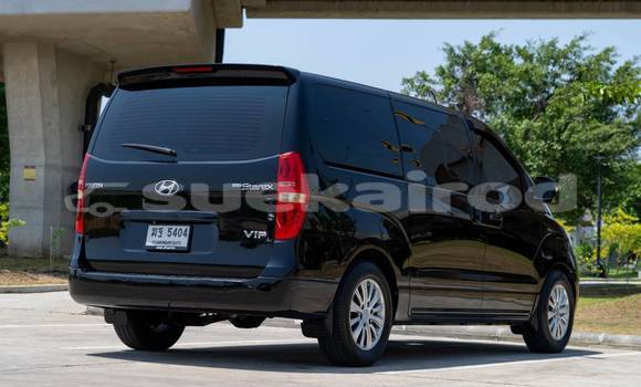 Buy Used Hyundai Grand Starex Black Car in Nonthaburi in Nonthaburi Buy Used Hyundai Grand Starex Black Car in Nonthaburi in Nonthaburi