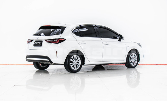 Buy Used Honda City White Car in Bangkok in Bangkok Buy Used Honda City White Car in Bangkok in Bangkok