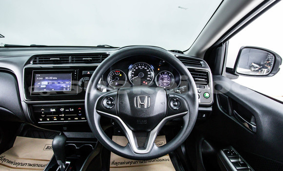 ซื้อ รถมือสอง Honda City ขาว รถยนต์ ใน %{เมือง} ใน กรุงเทพมหานคร ซื้อ รถมือสอง Honda City ขาว รถยนต์ ใน %{เมือง} ใน กรุงเทพมหานคร