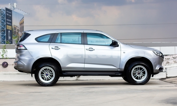 ซื้อ รถมือสอง Isuzu MU-X เงิน รถยนต์ ใน %{เมือง} ใน นนทบุรี ซื้อ รถมือสอง Isuzu MU-X เงิน รถยนต์ ใน %{เมือง} ใน นนทบุรี