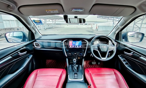 ซื้อ รถมือสอง Isuzu MU-X เงิน รถยนต์ ใน %{เมือง} ใน นนทบุรี ซื้อ รถมือสอง Isuzu MU-X เงิน รถยนต์ ใน %{เมือง} ใน นนทบุรี