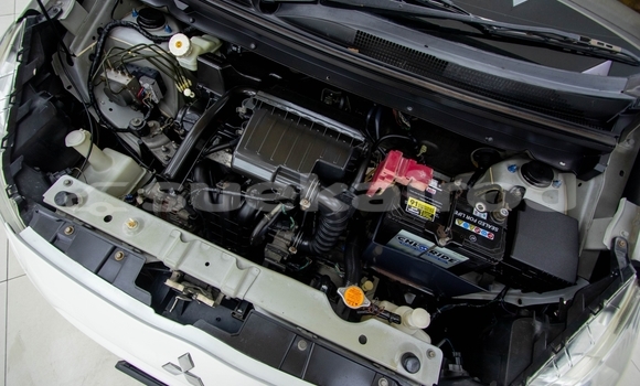 ซื้อ รถมือสอง Mitsubishi Mirage ขาว รถยนต์ ใน %{เมือง} ใน นนทบุรี ซื้อ รถมือสอง Mitsubishi Mirage ขาว รถยนต์ ใน %{เมือง} ใน นนทบุรี