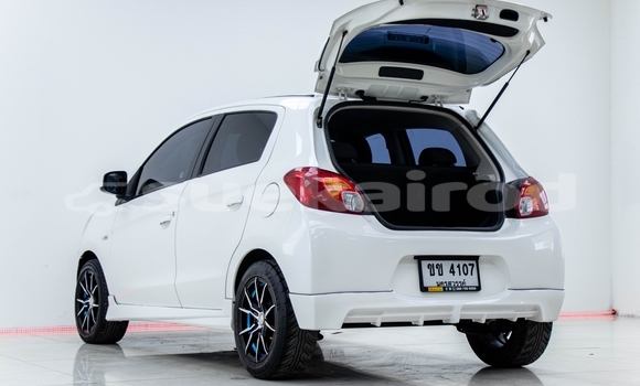 ซื้อ รถมือสอง Mitsubishi Mirage ขาว รถยนต์ ใน %{เมือง} ใน นนทบุรี ซื้อ รถมือสอง Mitsubishi Mirage ขาว รถยนต์ ใน %{เมือง} ใน นนทบุรี