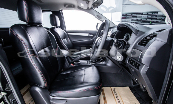 Buy Used Isuzu D-Max Black Car in Bangkok in Bangkok Buy Used Isuzu D-Max Black Car in Bangkok in Bangkok