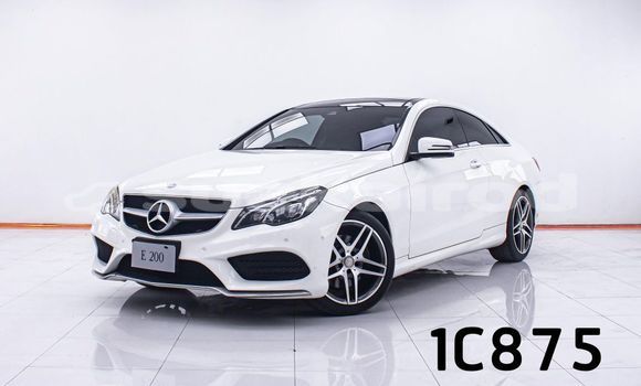 Buy Used Mercedes-Benz E-Classe White Car in Bangkok in Bangkok