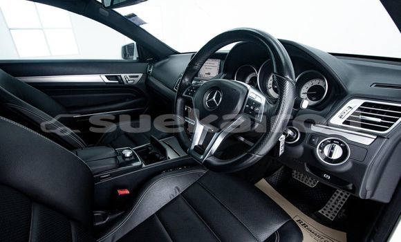 ซื้อ รถมือสอง Mercedes-Benz E-Classe ขาว รถยนต์ ใน %{เมือง} ใน กรุงเทพมหานคร ซื้อ รถมือสอง Mercedes-Benz E-Classe ขาว รถยนต์ ใน %{เมือง} ใน กรุงเทพมหานคร