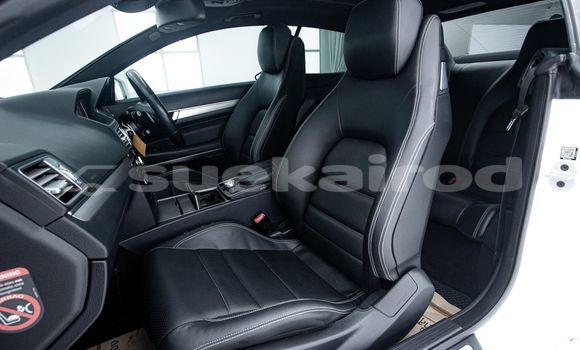 ซื้อ รถมือสอง Mercedes-Benz E-Classe ขาว รถยนต์ ใน %{เมือง} ใน กรุงเทพมหานคร ซื้อ รถมือสอง Mercedes-Benz E-Classe ขาว รถยนต์ ใน %{เมือง} ใน กรุงเทพมหานคร