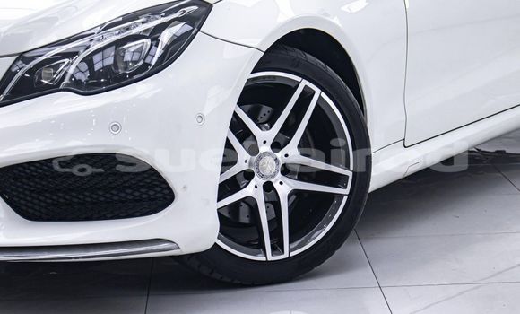 ซื้อ รถมือสอง Mercedes-Benz E-Classe ขาว รถยนต์ ใน %{เมือง} ใน กรุงเทพมหานคร ซื้อ รถมือสอง Mercedes-Benz E-Classe ขาว รถยนต์ ใน %{เมือง} ใน กรุงเทพมหานคร